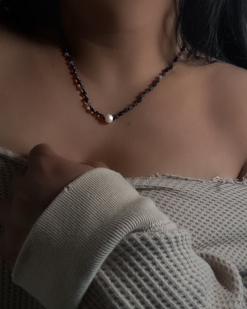 Abyss Pearl Necklace
